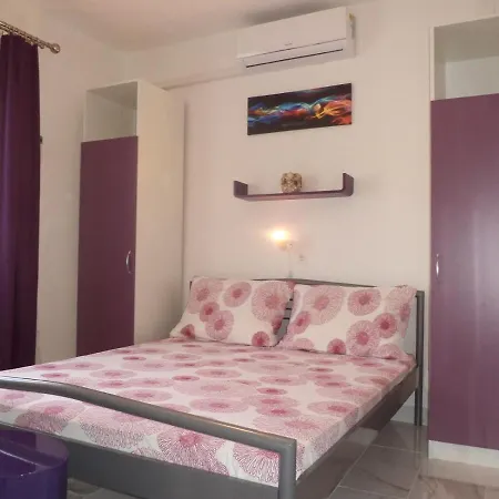 Grgek Апартаменты Лопар