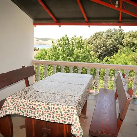 Апартаменты Grgek Лопар